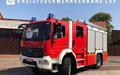 Kat-Schutz-Löschfahrzeug LF 20 übergeben