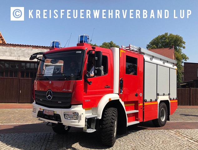 Kat-Schutz-Löschfahrzeug LF 20 übergeben